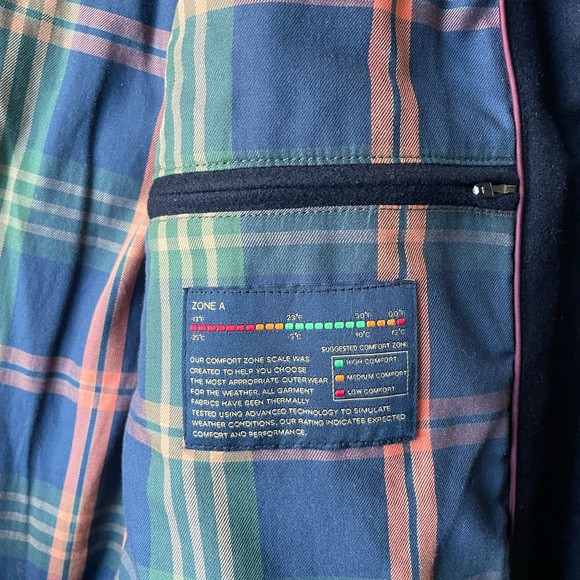 Brooks Brothers Quilted Barn Jacket Size X Large - Picture 7 of 11